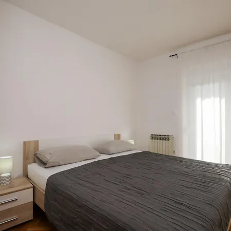 Ulika Apartment